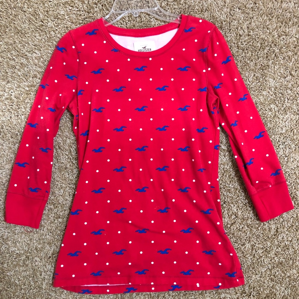 Red Hollister top